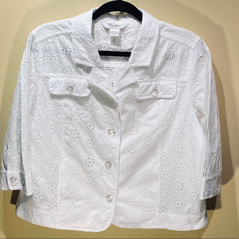 🌟HP🌟 Like New! Cropped Jacket Eyelet 12P